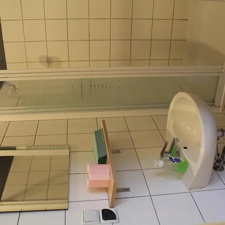 City Hostel Ostello *