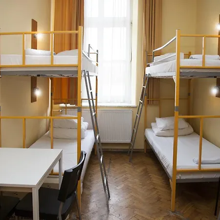 City Hostel Hostal