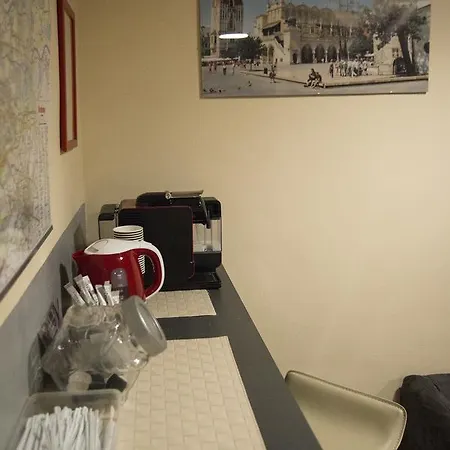 Hostal City Hostel *