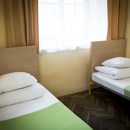 City Hostel *