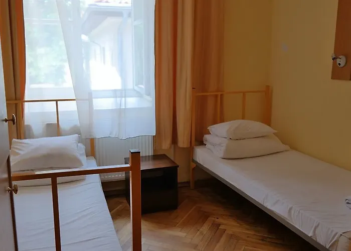 Hostel City Hostel *