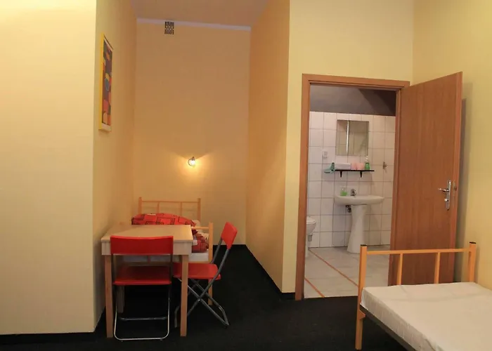 City Hostel Hostel *